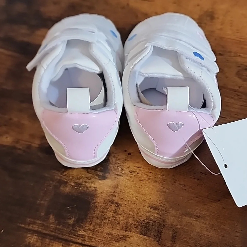 Baby Fashion Shoes White with Heart Accents Unisex Pu Leather Anti Slip Soft
